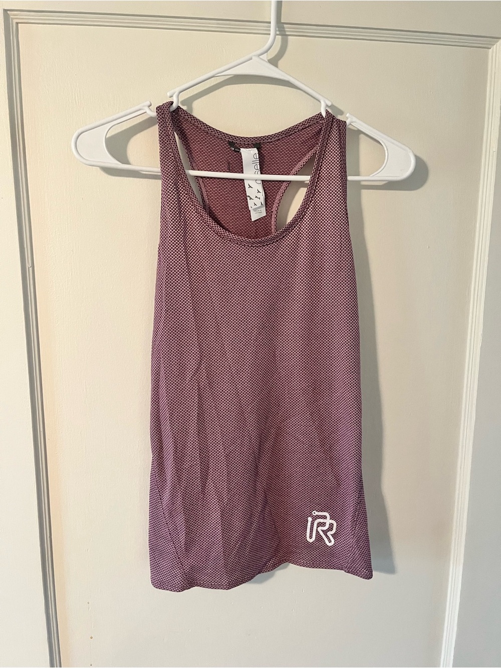 oiselle Mauve Performance Racerback Tank